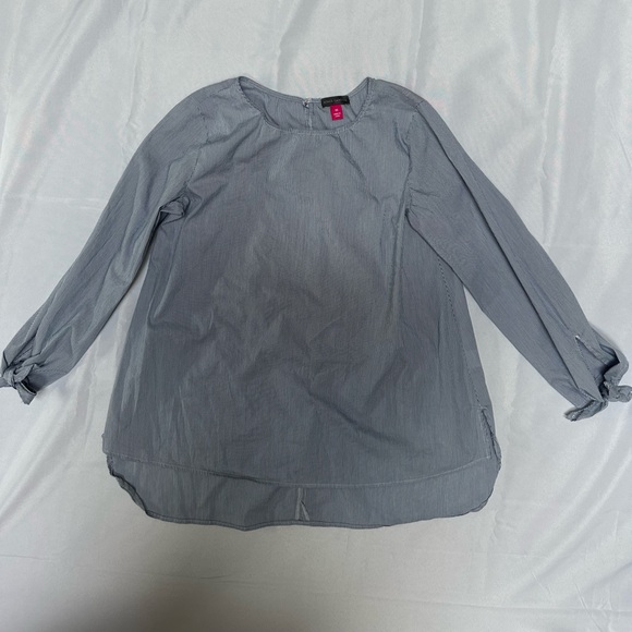 Vince Camuto Blue and White Striped Shirt - Picture 1 of 2